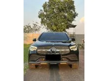 2021 Mercedes-Benz GLC200 2.0 AMG Line SUV Facelift Panoramic (Faktur 2022) Black on Black Odo 30 Rb (TERMURAH)