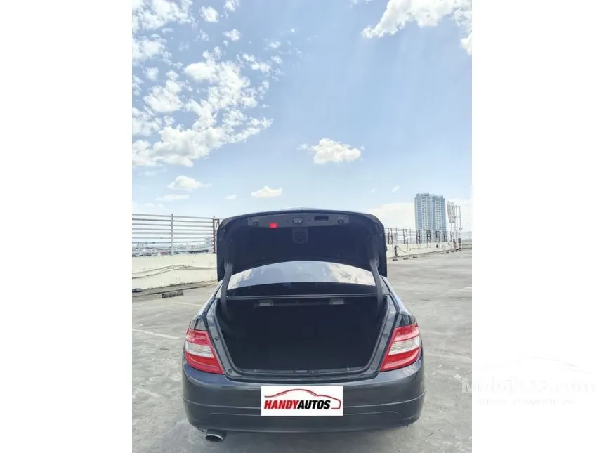 2009 Mercedes-Benz C200K Classic Sedan