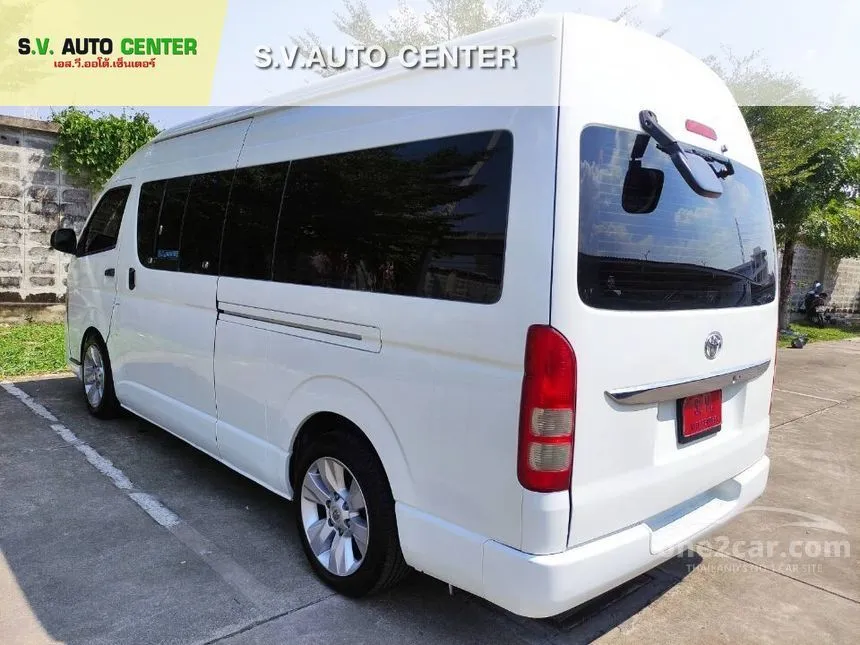 2011 Toyota Hiace VVTi Van