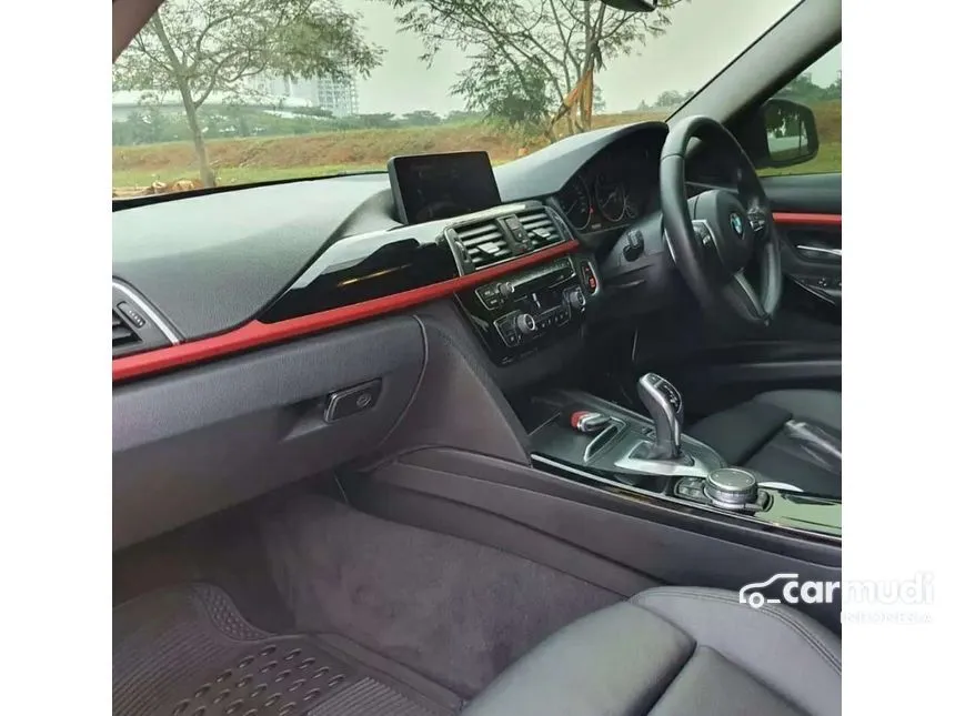 2016 BMW 320i Sport Sedan