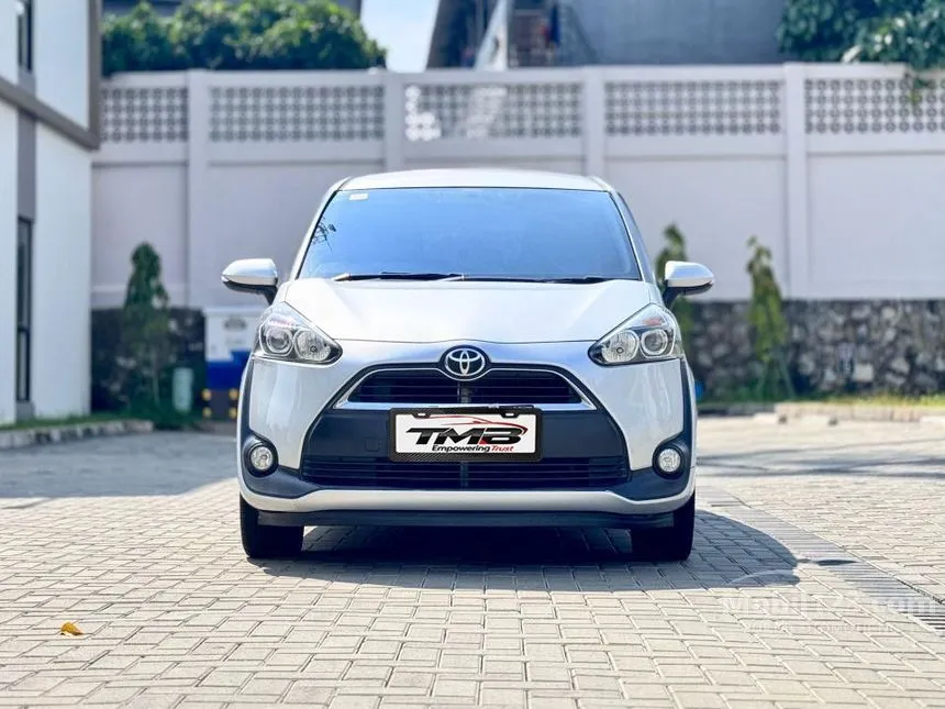 2017 Toyota Sienta V MPV