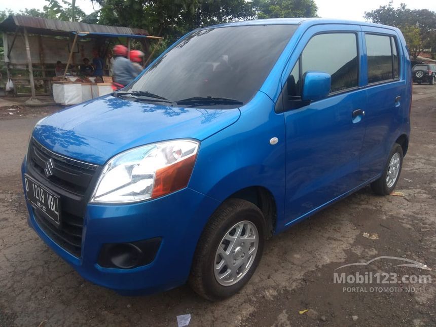  Jual  Mobil  Suzuki  Karimun Wagon  R 2021 Wagon  R 1 0 di Jawa 