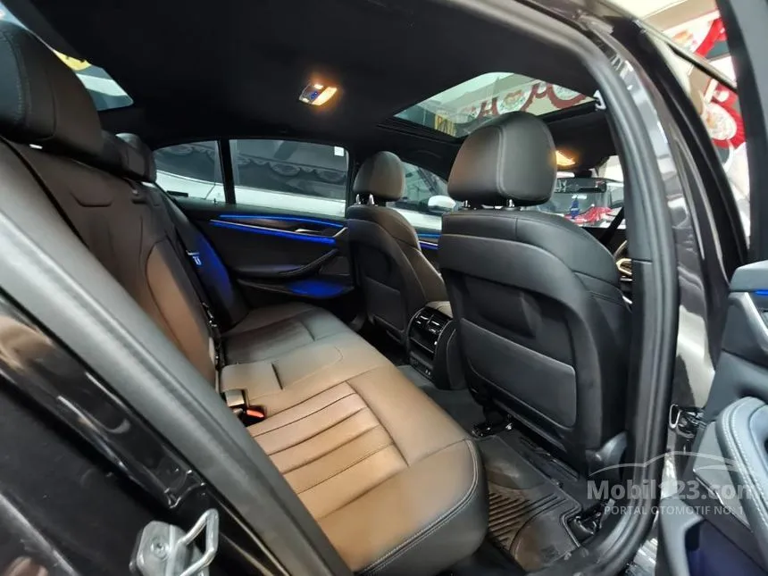 2023 BMW 520i M Sport Sedan