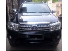 Toyota Fortuner 2.7 G Lux AT Bensin 2010 Hitam - ANTIK, Jual BU