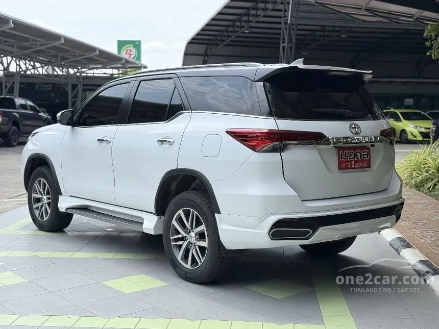 2019 Toyota FORTUNER V SUV