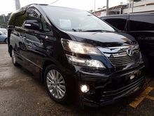2012 Toyota Vellfire 2.4 ZG HTheater 4 Cameras
