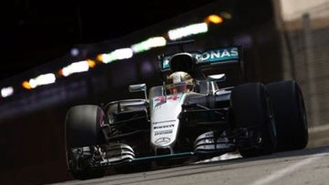 Hamilton Kuasai F1 Monaco, Rio Paling Belakang