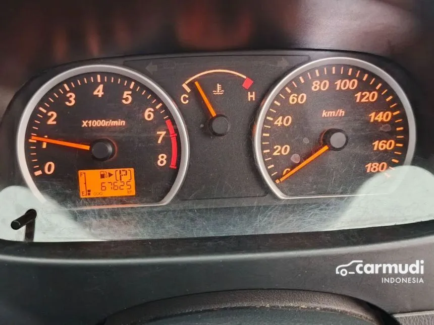 2021 Daihatsu Luxio X Van