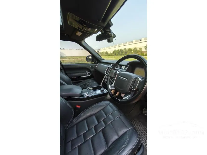 2013 Land Rover Range Rover Vogue SE SUV