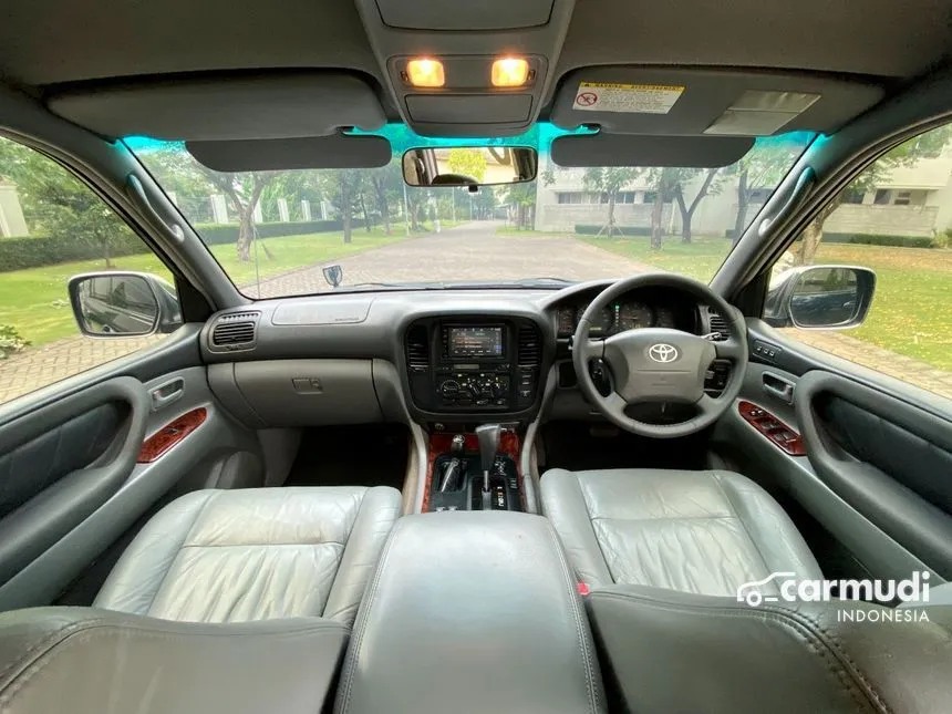 2001 Toyota Land Cruiser VX Limited SUV