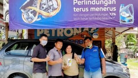 Rutin Ganti Oli Bisa Jalan-jalan Kemana Saja, Mau?