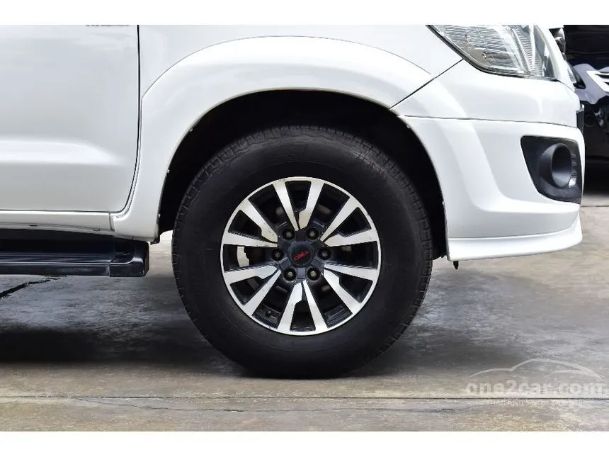 2016 Toyota HILUX VIGO Champ E TRD Sportivo Prerunner Smart Cab Pickup