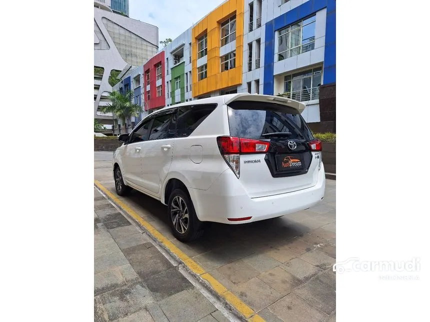 2022 Toyota Kijang Innova V MPV