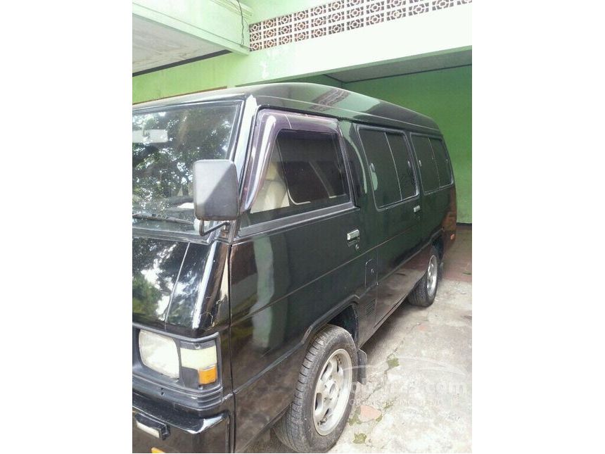 Jual Mobil Mitsubishi Colt L300 2002 Standard 2.5 di Jawa 