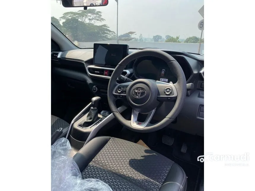 2025 Toyota Raize GR Sport (2 Tone) SUV