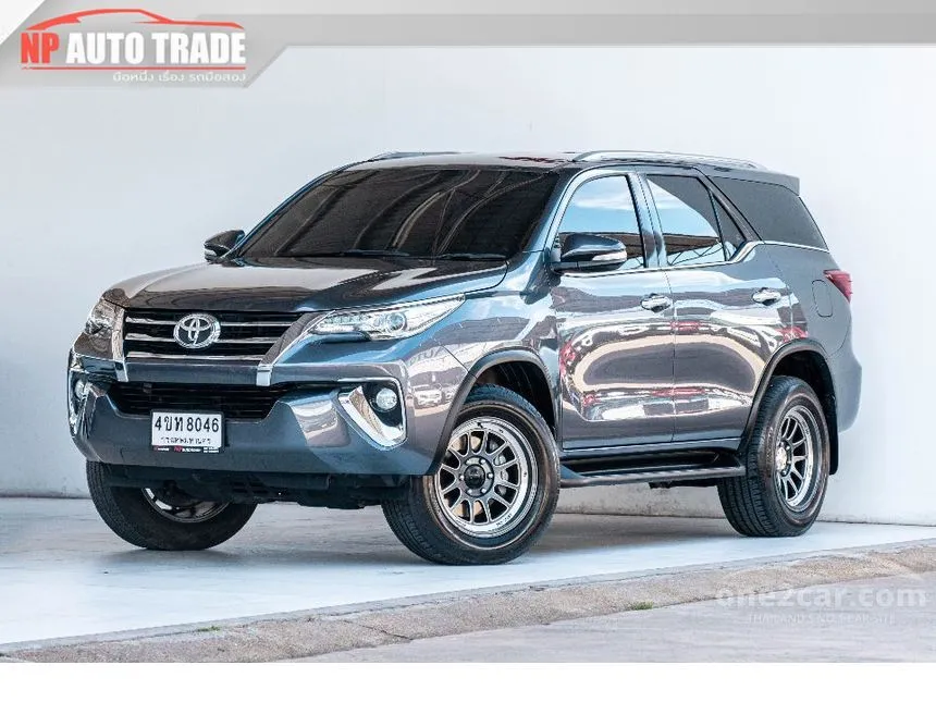 2017 Toyota FORTUNER V SUV