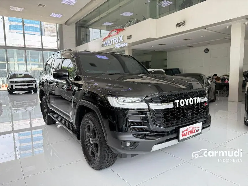 2024 Toyota Land Cruiser 300 GR-S SUV