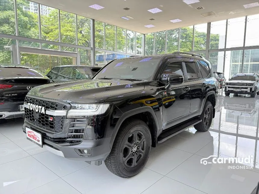 2024 Toyota Land Cruiser 300 GR-S SUV