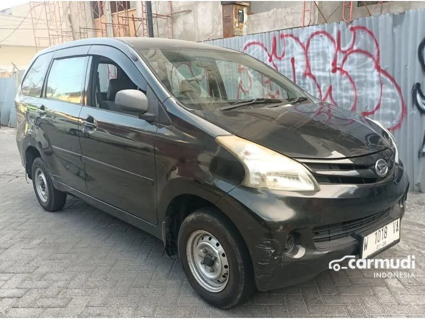 2013 Daihatsu Xenia M MPV