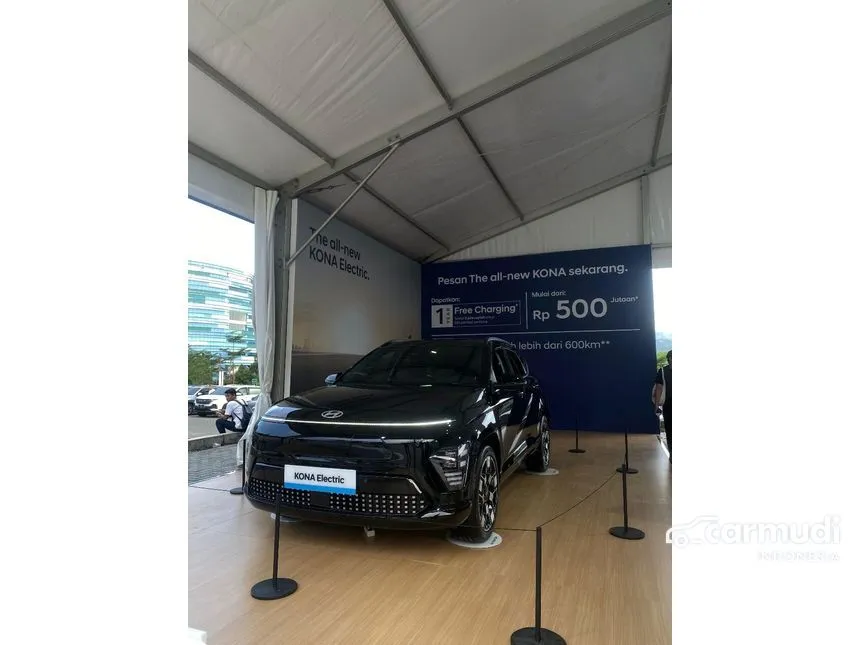 Jual Mobil Hyundai Kona 2024 Electric Prime Long Range di Banten Automatic Wagon Hitam Rp 500.000.000