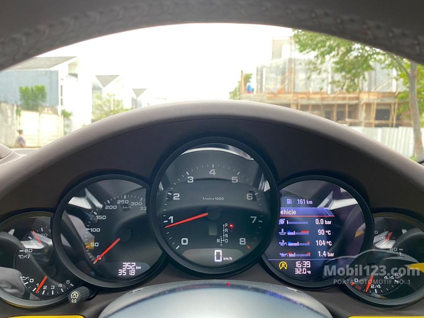 2018 Porsche 911 GT2 RS Coupe