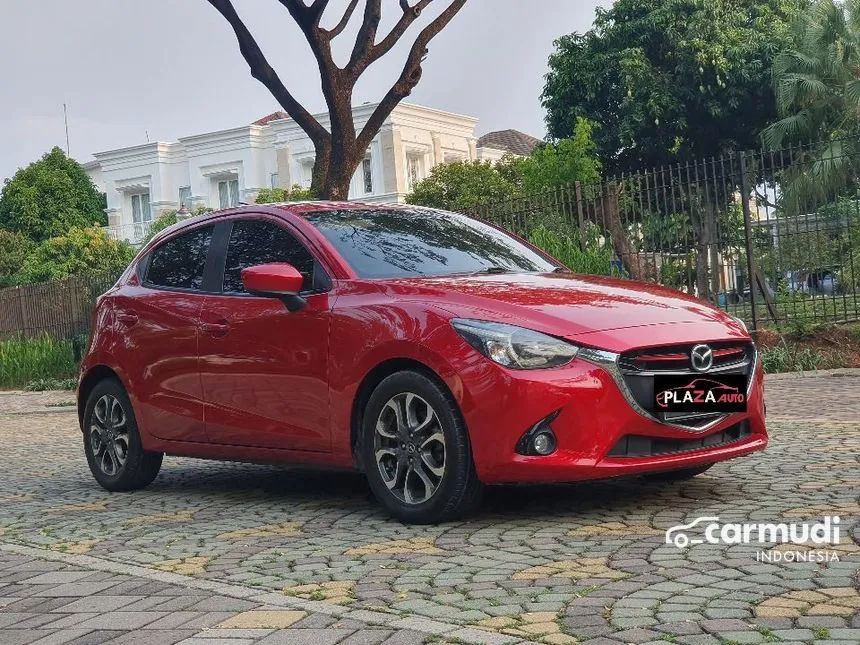 2015 Mazda 2 R Hatchback