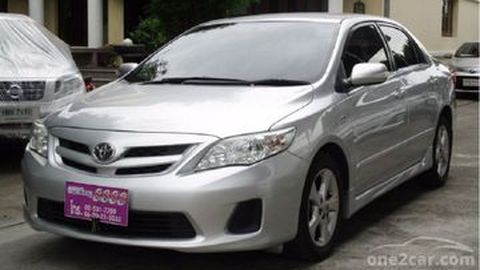 Toyota Altis มือสอง : โฉมหน้าแบน แต่ราคาน่ารัก (ปี2008-2013)