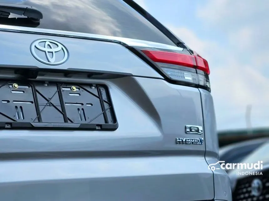 2025 Toyota Kijang Innova Zenix Q HV TSS Modellista (Non Premium Color) MPV