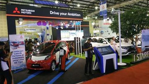 Mitsubishi Outlander PHEV dan i-MieV Unjuk Gigi di IEMS 2019