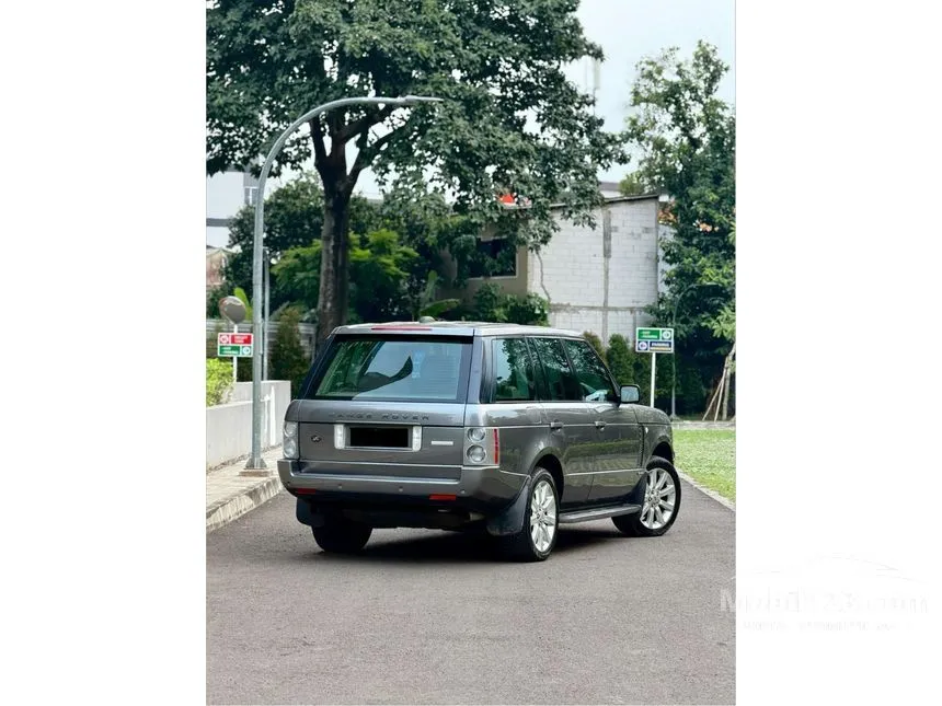2009 Land Rover Range Rover Vogue SUV