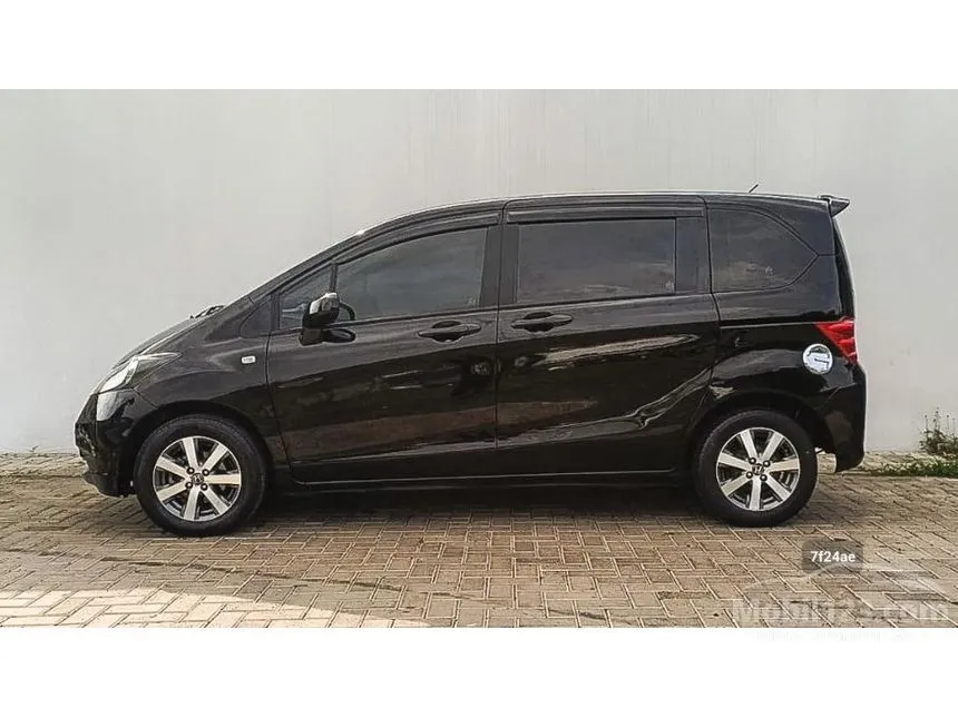 2010 Honda Freed MPV