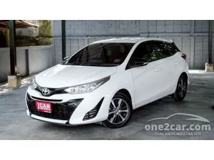 2020 Toyota YARIS 1.2 Mid Hatchback