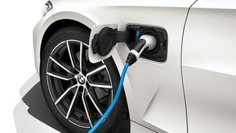 BMW Luncurkan Lebih dari 1 Mobil Listrik di Indonesia Tahun Depan