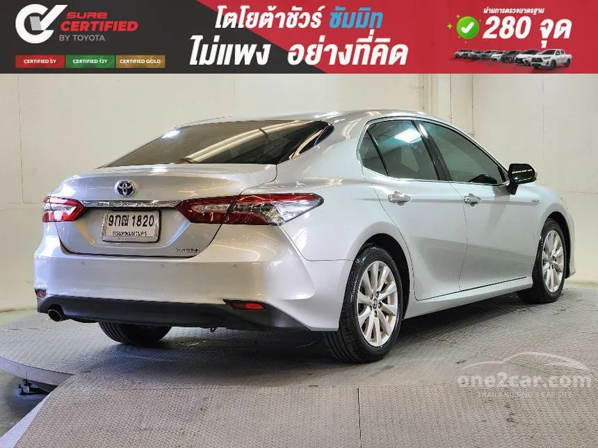 2019 Toyota Camry Hybrid Premium Sedan