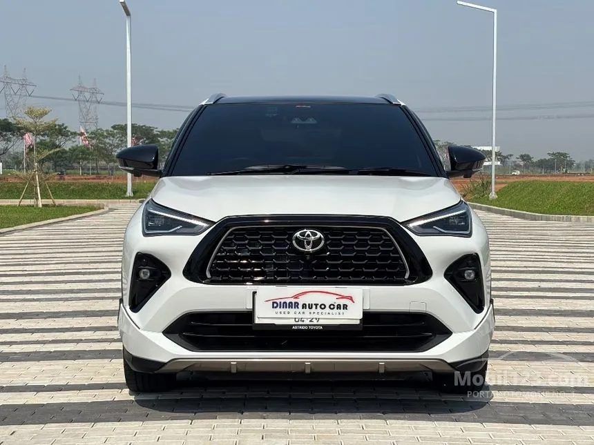 2023 Toyota Yaris Cross S HV with GR Parts Aero Pkg (Prem Clr) SUV