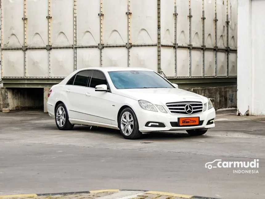 2010 Mercedes-Benz E250 Avantgarde CGI Sedan