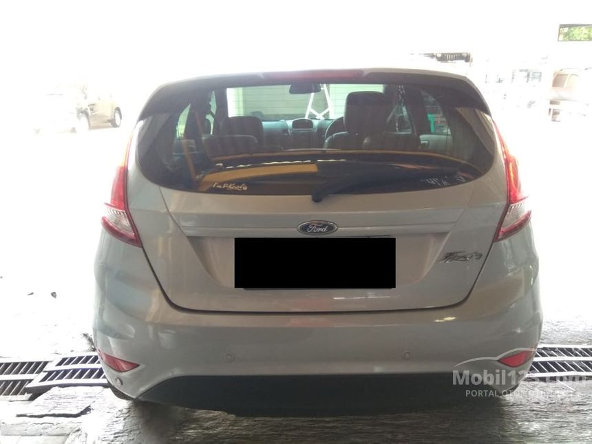 Jual Mobil Ford Fiesta 2013 Trend 1.4 di DKI Jakarta 