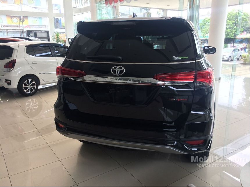 Jual Mobil Toyota Fortuner 2017 VRZ 2.4 di DKI Jakarta 