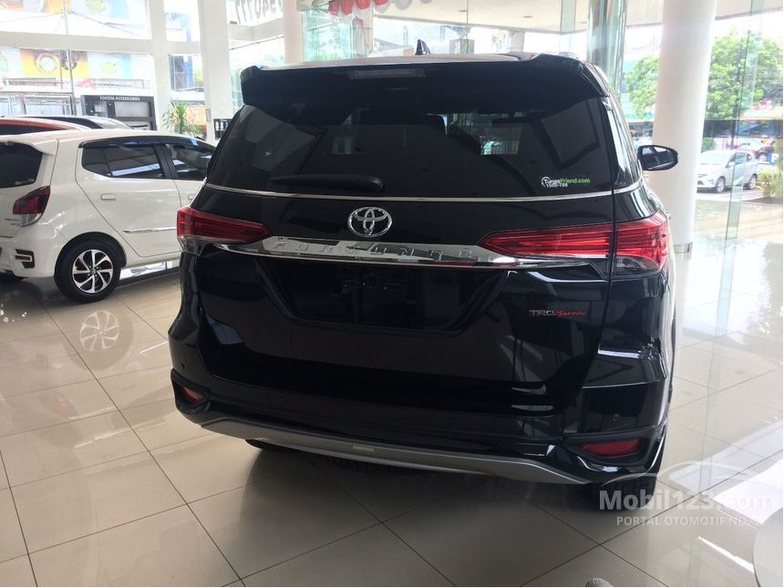 Jual Mobil  Toyota  Fortuner 2019 VRZ  2 4 di DKI Jakarta 