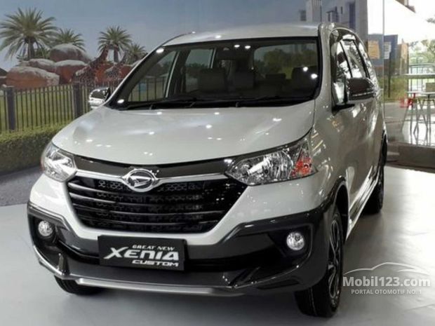  Daihatsu  Xenia  Custom Mobil  Bekas Baru dijual di 