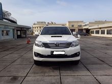 2014 Toyota Fortuner 2.5 G SUV vnt turbo putih