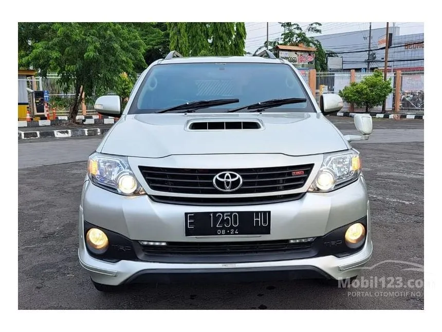 Jual Mobil Toyota Fortuner 2014 G TRD 2.5 di Jawa Tengah Automatic SUV Silver Rp 295.000.000