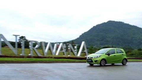 Merasakan Kelincahan dan Kenyamanan Proton Iriz