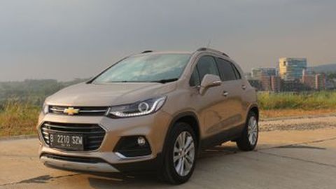 Test Drive All-new Chevrolet Trax, Bermanuver Diantara Honda HR-V dan Toyota Rush