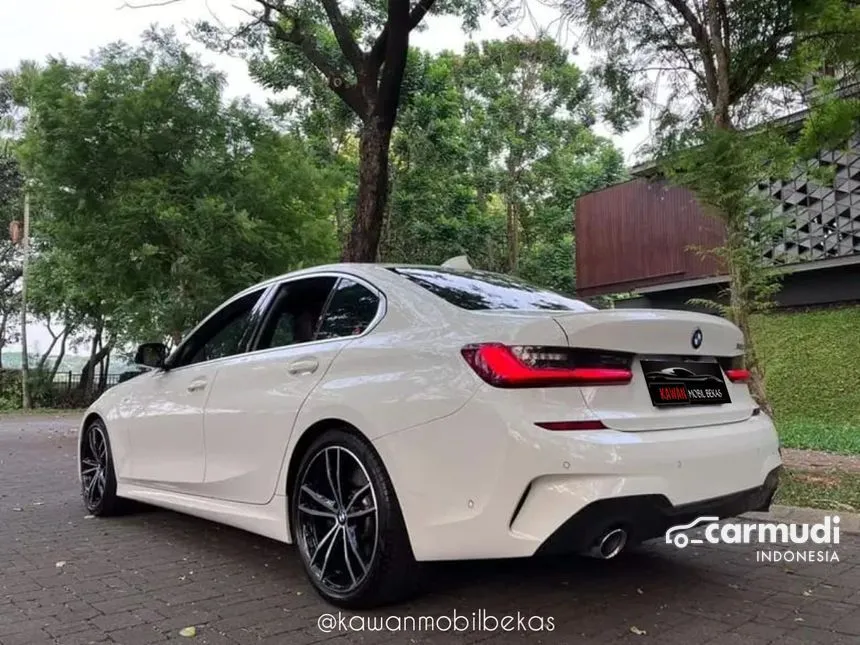 2021 BMW 330i M Sport Sedan