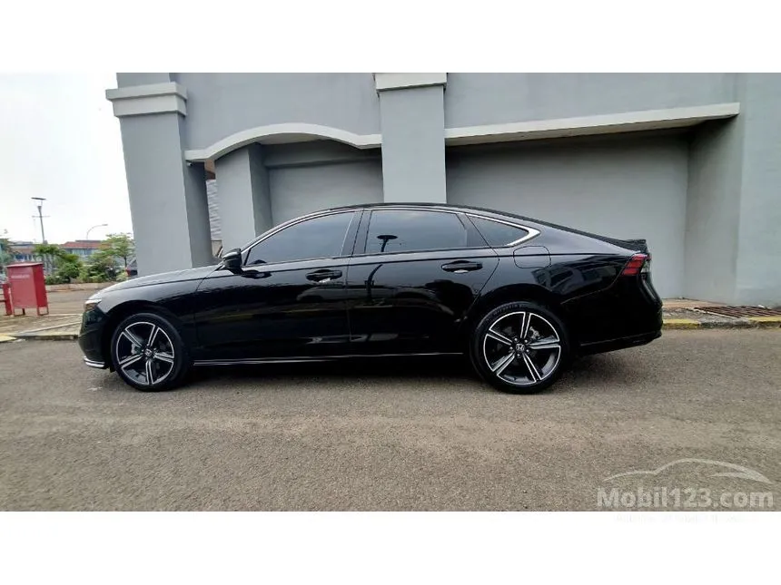 2024 Honda Accord RS e:HEV Sedan