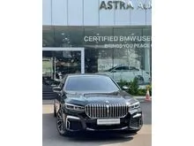 2020 BMW 730Li 2.0 M Sport Sedan. KM 5.000 - KEMEWAHAN DALAM TAMPILAN PALING SPORTY