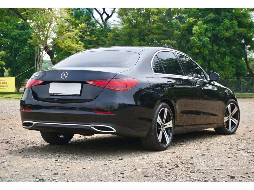 2023 Mercedes-Benz C200 Avantgarde Line Sedan