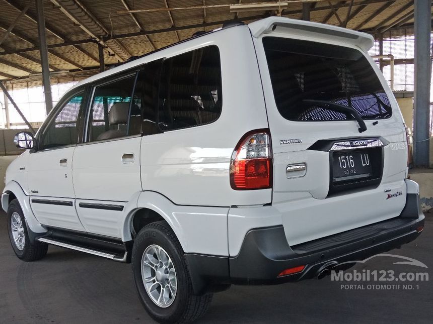 Jual Mobil  Isuzu  Panther  2021 GRAND TOURING 2 5 di Jawa  