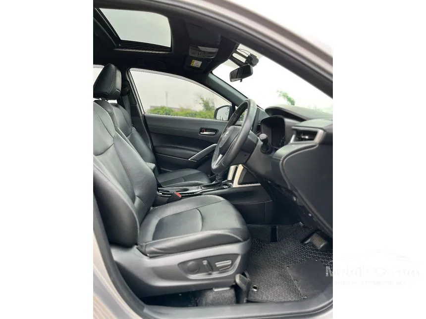 2021 Toyota Corolla Cross Hybrid SUV